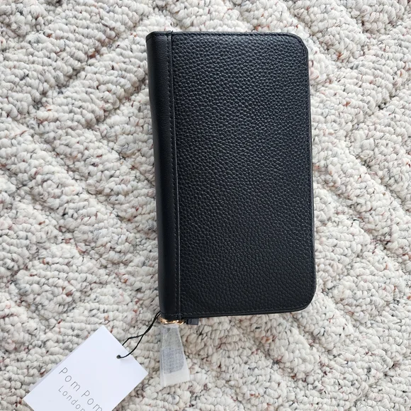 Pom Pom London Black Clutch Wristlet - Picture 3 of 14